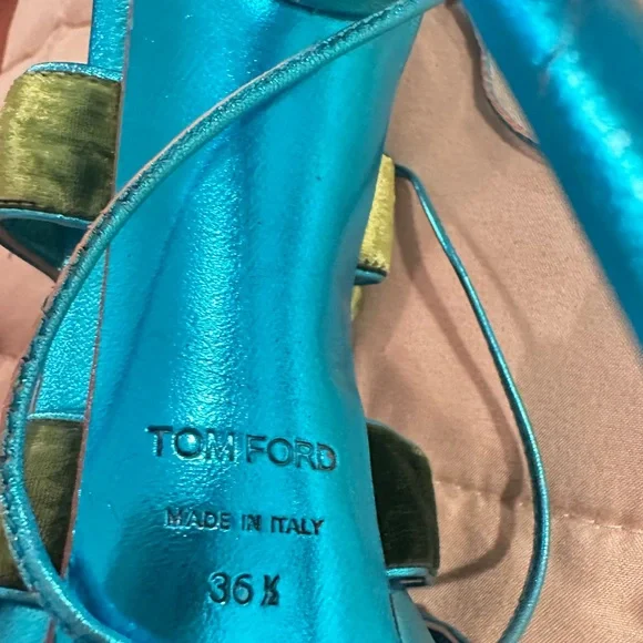TOM FORD VELVET GREEN Heels - Picture 7 of 7
